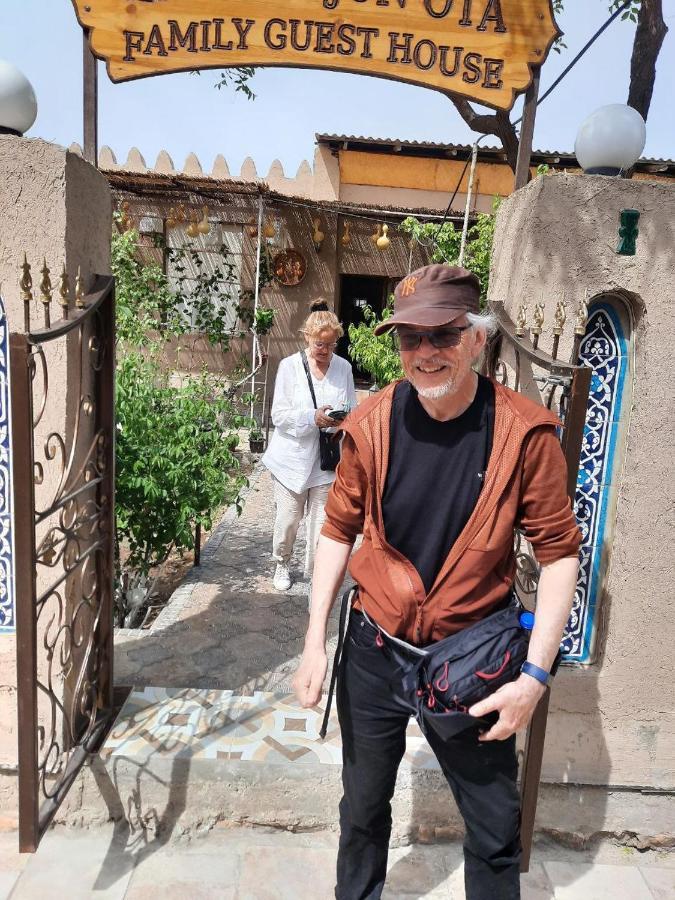 Guest House Khiva Boyjon Ota מראה חיצוני תמונה
